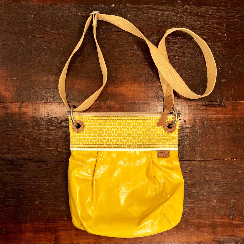 Fossil Key Per yellow purse